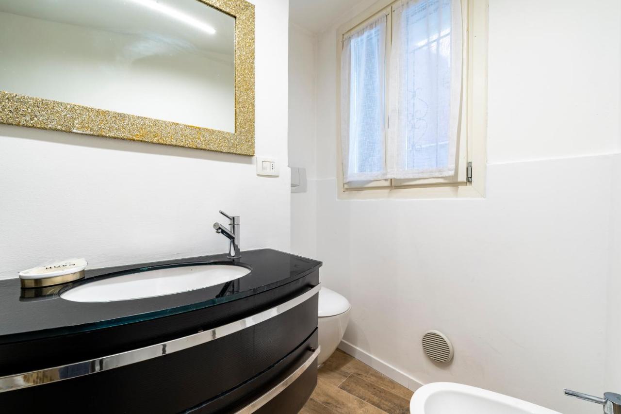 San Marco Pied-A-Terre - Accademia By Wonderful Italy Apartment เวนิส ภายนอก รูปภาพ
