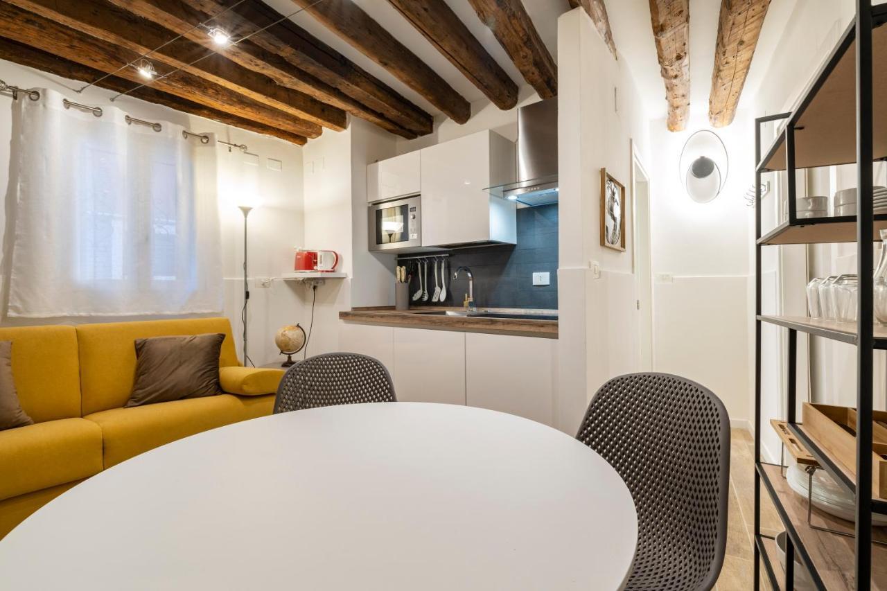 San Marco Pied-A-Terre - Accademia By Wonderful Italy Apartment เวนิส ภายนอก รูปภาพ